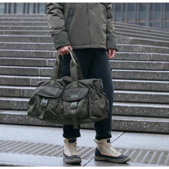 NEW PAJAR CANADA Black Nylon Ripstop Parachute Duffle Travel Bag Weekender Gym - Picture 15 of 15